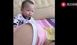 吃瓜女孩笑死了,吃瓜女孩的欢乐时光