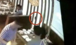 峡山吃瓜事件视频,一场引发热议的网络狂欢