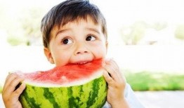 吃瓜少年张大暖,揭秘娱乐圈背后的那些事儿