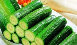 吃瓜肚子恶心,揭秘夏日消暑美食背后的健康隐患