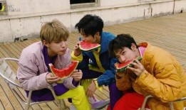 聚众吃瓜,揭秘聚众吃瓜背后的社会现象