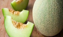 崴脚可以吃哈密瓜吗图片