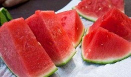 为什么吃瓜不停,揭秘“吃瓜不停”背后的心理奥秘与社交现象