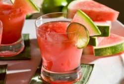 产后可以吃瓜了,瓜果美味，营养滋补，开启健康生活之旅