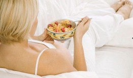 孕妇的老公梦到摘瓜吃瓜,老公摘瓜吃瓜的寓意解析