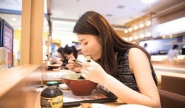 吃瓜媳妇探店,揭秘美食背后的故事与风情